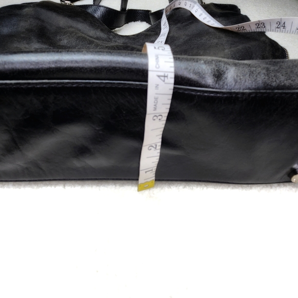 Michael Kors Devon Large Hobo Black Leather Shoulder Tote - Picture 11 of 14